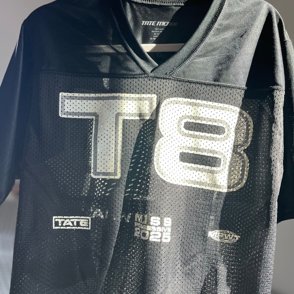BLACK T8 Tate Mcrae Jersey Unisex - Picture 6 of 7